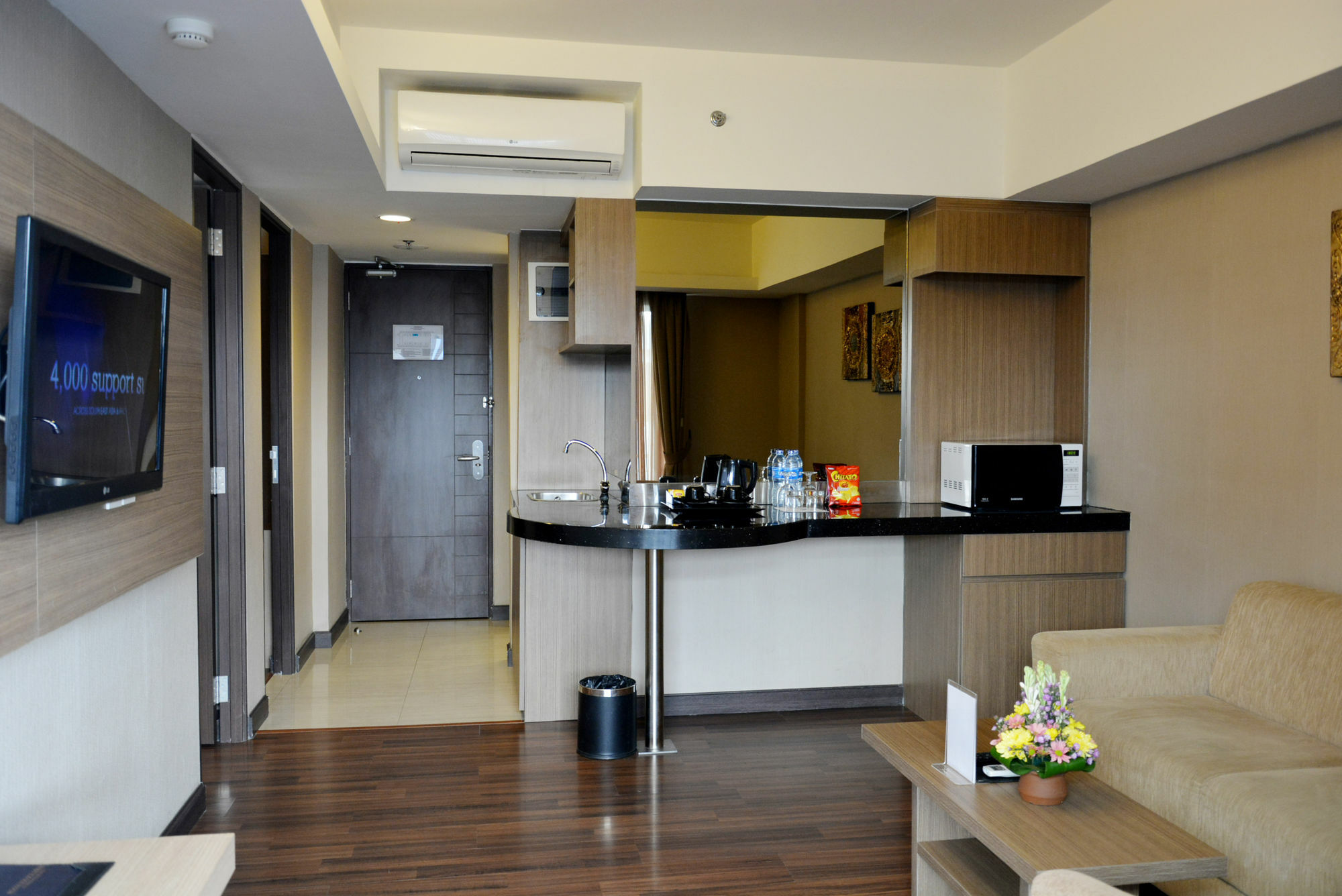 Ramada By Wyndham Bali Sunset Road Kuta Hotel Seminyak  Ngoại thất bức ảnh